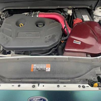 Lightweight & Strong Carbon Fiber Intake Airbox for Ford Mondeo